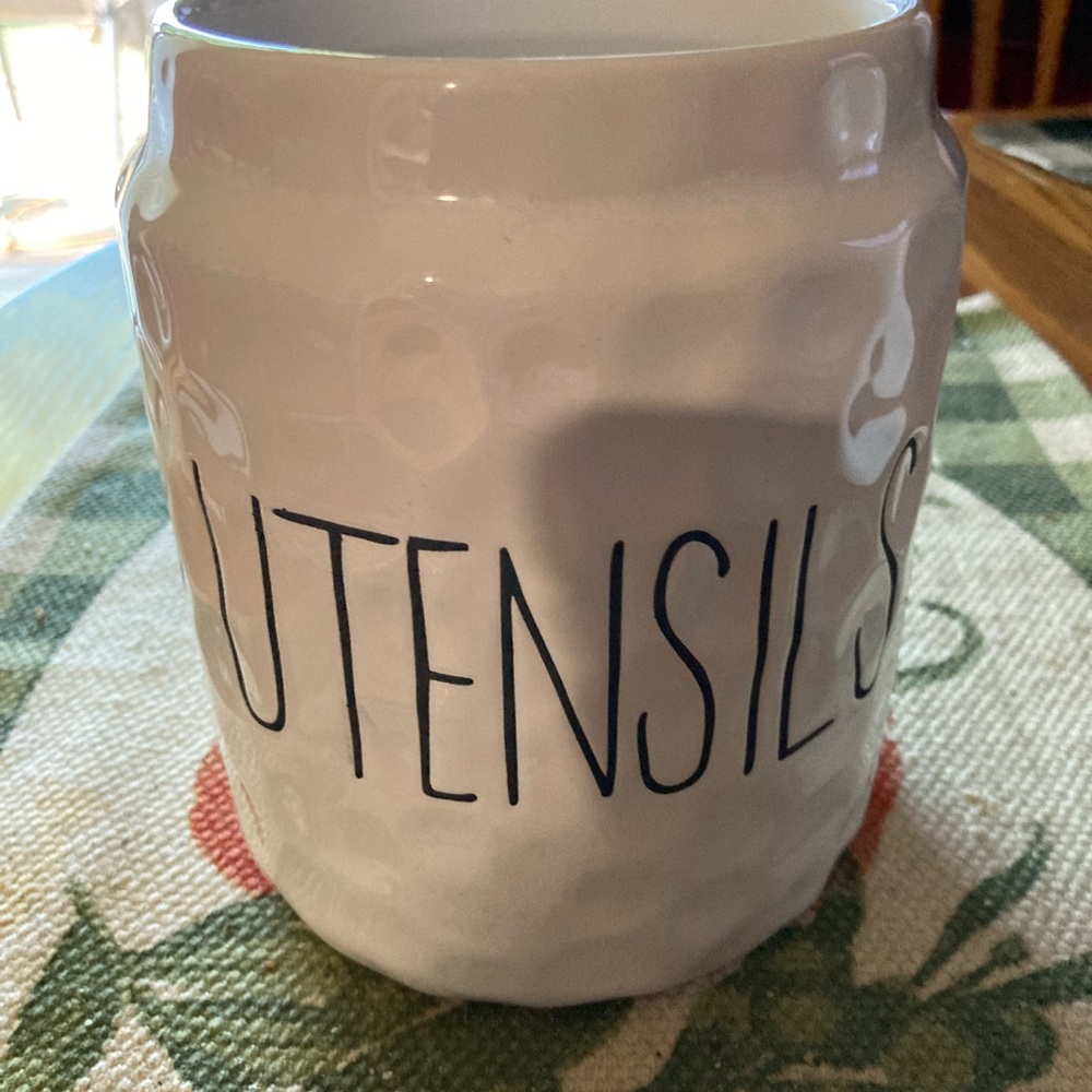 Ceramic jar